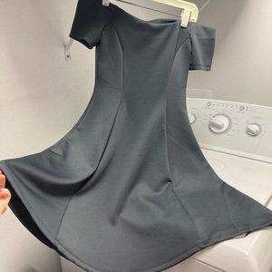 FOREVER 21 MINI GRAY OFF THE SHOULDER SKATER DRESS size S